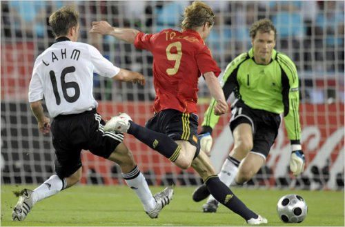 spain-euro2008-goal Torres Scores